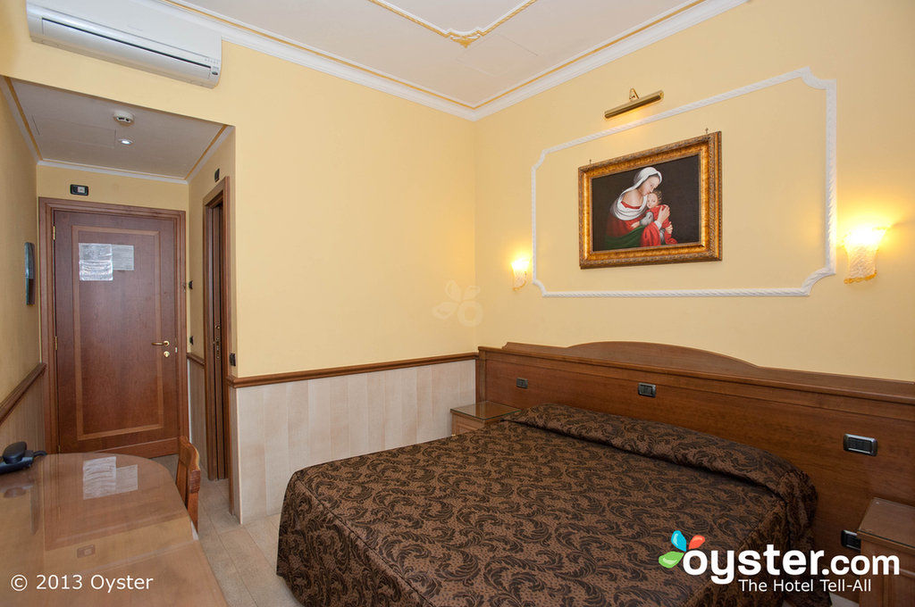 Hotel Marco Polo Roma Esterno foto