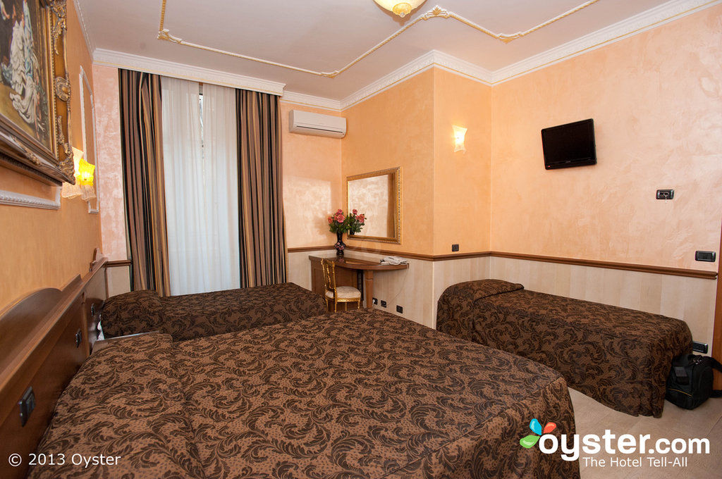 Hotel Marco Polo Roma Esterno foto