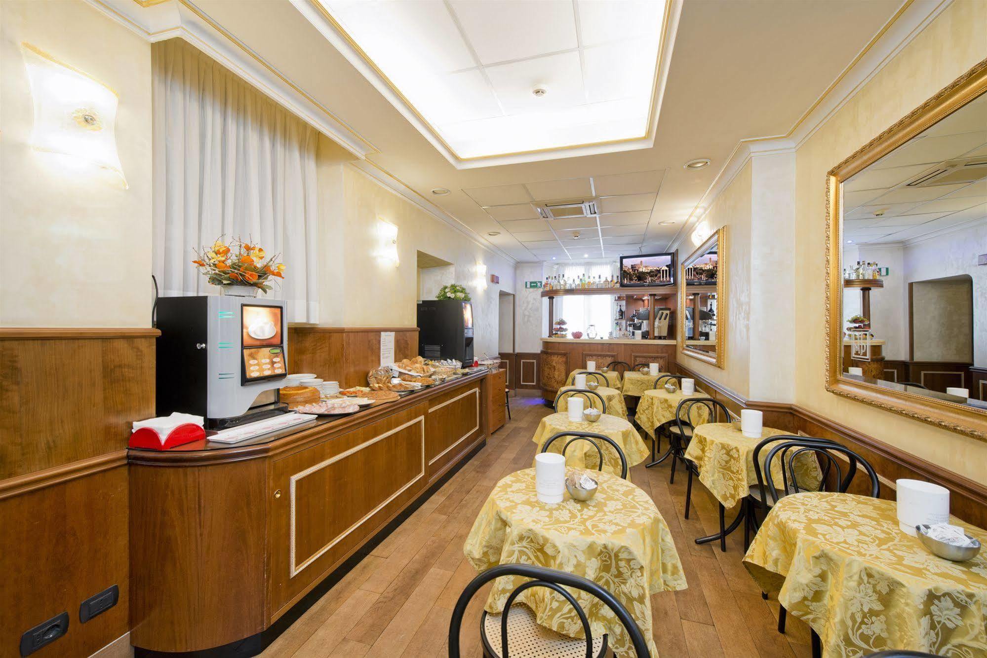 Hotel Marco Polo Roma Esterno foto