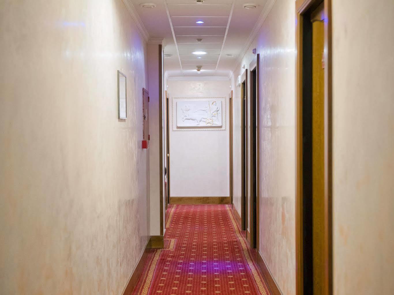 Hotel Marco Polo Roma Esterno foto
